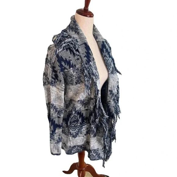 American Eagle Outfitters Boho Southwest Tribal Fringe Blanket Cardigan Blue Med - Picture 3 of 12